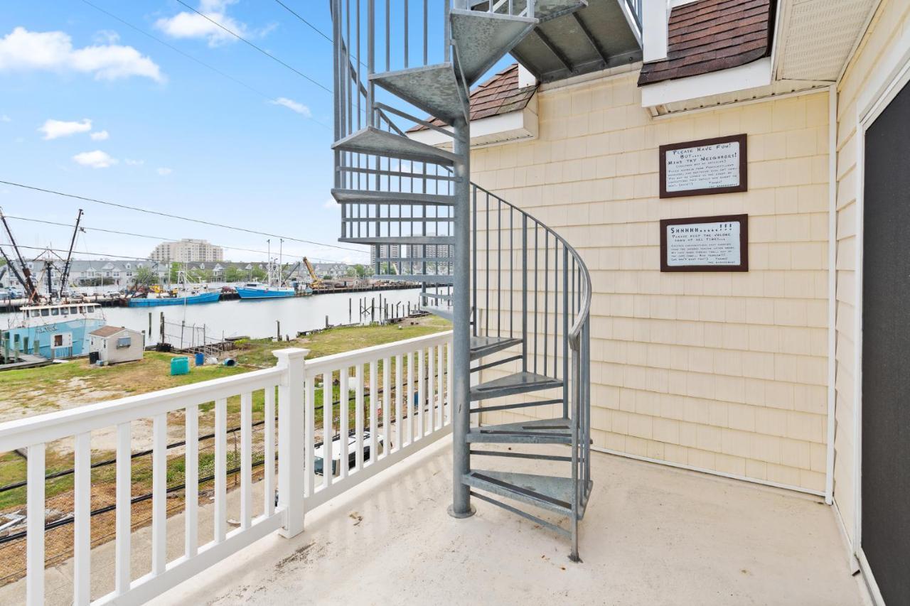 Holiday home ❤️ The End Townhomes With Stunning Views On One-of-a-kind Rooftop Deck! Wow!
