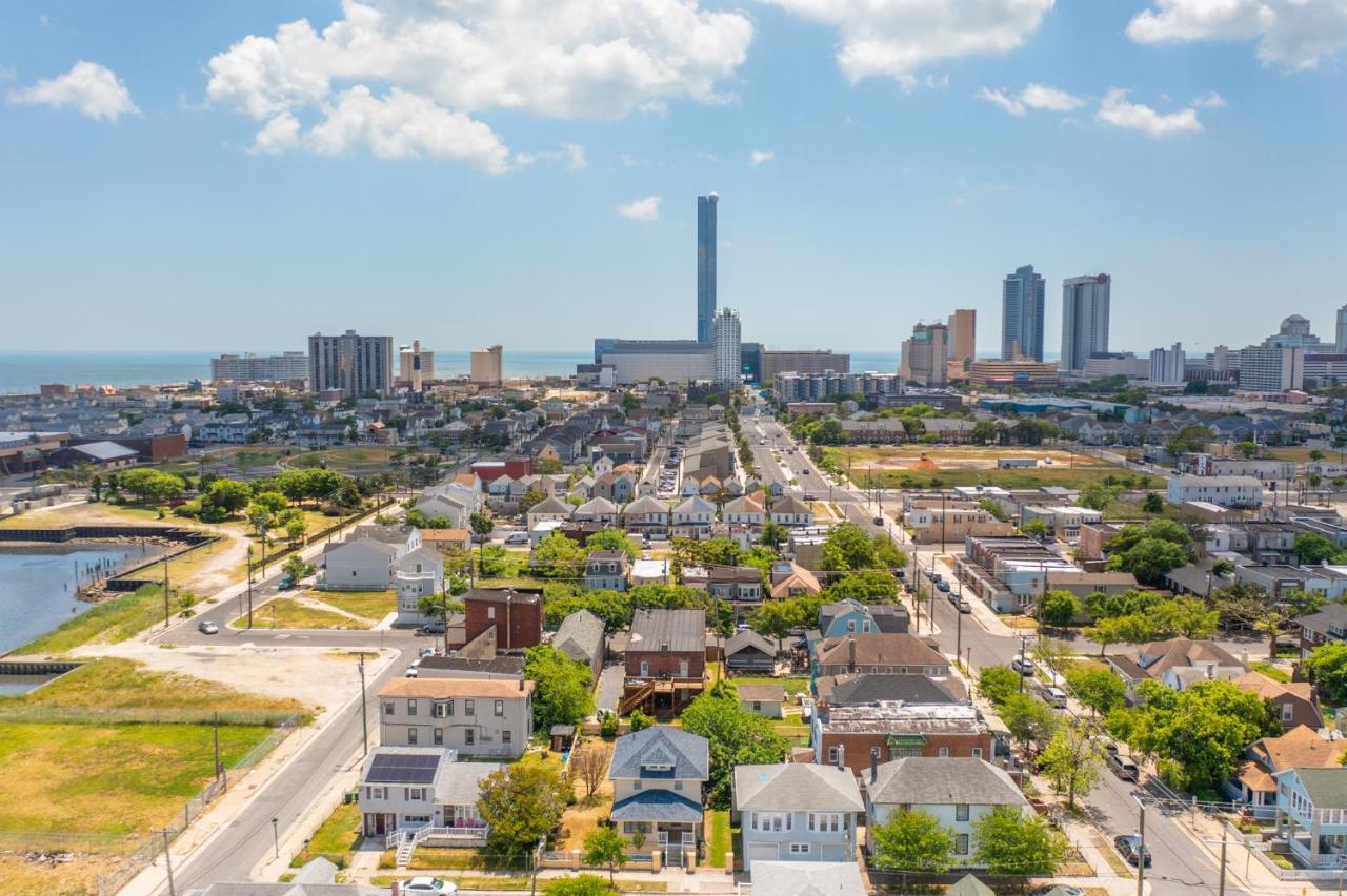 ❤️ The End Townhomes With Stunning Views On One-of-a-kind Rooftop Deck! Wow!