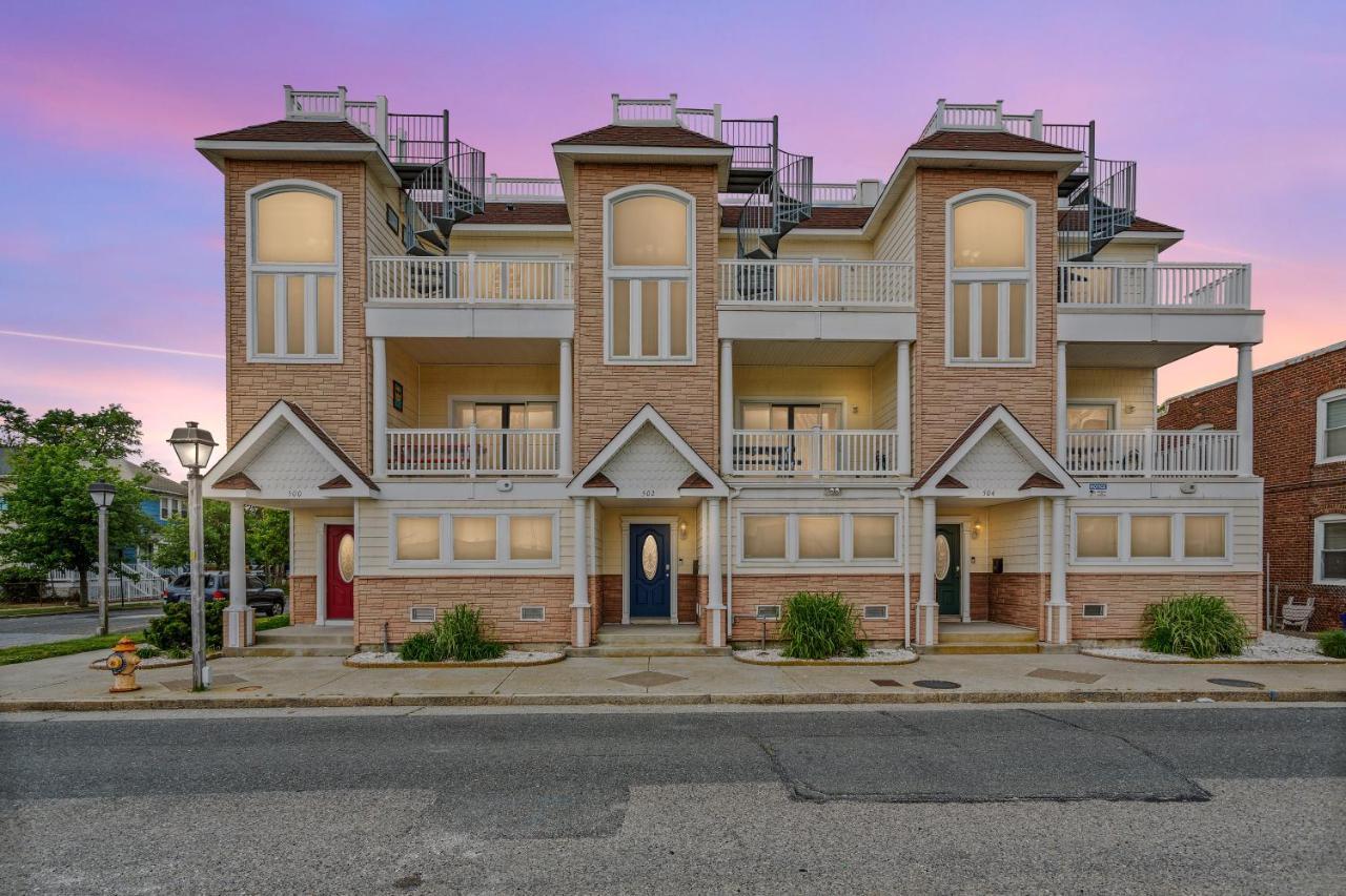 ❤️ The End Townhomes With Stunning Views On One-of-a-kind Rooftop Deck! Wow! *