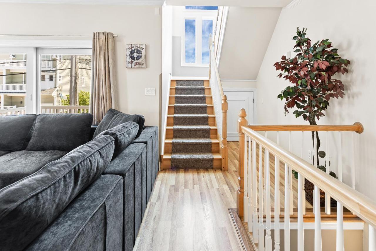 ❤️ The End Townhomes With Stunning Views On One-of-a-kind Rooftop Deck! Wow! Holiday home *